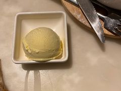 -港丽餐厅(高德置地店)