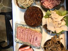 -周幺妹重庆老火锅(银泰城总店)