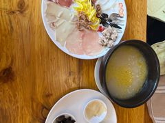 -桥香园过桥米线(国贸店)