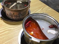 -百品聚旋转小火锅(熙悦汇店)