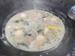 -陈大锅·岳阳鱼馆·地道岳阳菜(美食街店)