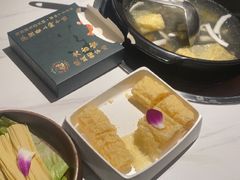 -狐狸爱上椰子鸡(滨江星光大道店)