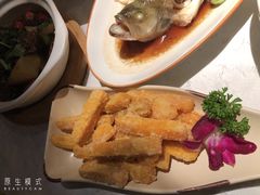 虾仁蛋黄焗南瓜-胡桃里音乐酒馆(下沙店)