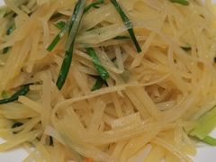 土豆丝炒毛蚬肉-将相和·海鲜蒸饺大连菜