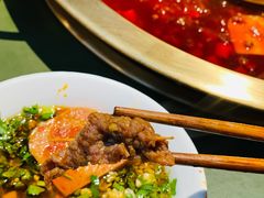 香菜牛肉-巴蜀大宅门火锅(川音店)