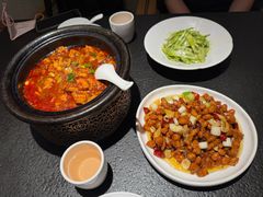 -万重锦·人文川菜馆(骡马市店)