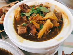 招牌牛腩煲-阿灶卤煮老店·姜母鸭(五店市总店)
