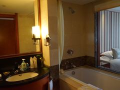 -爱时特套房酒店(会展中心远洋城店)