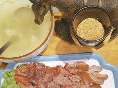 -乔家小院•非遗驴肉•本地小海鲜(滨河路店)