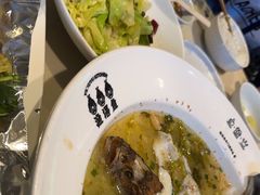 -渔语鱼酸菜鱼新川菜(来福士店)