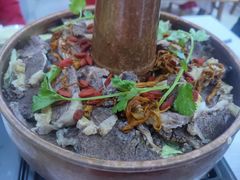 -乡土特色.冷锅鱼.牦牛肉汤锅