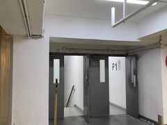 -大宁国际商业广场-地下停车库