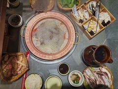 -阿婆情腊排骨火锅·野生菌季(古城旗舰店)