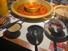 -新哥老官·畅吃123·美蛙世界(苏宁广场店)