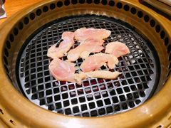 盐葱鸡腿肉-肉魁屋·烧肉·烧鸟·酒场(高新店)