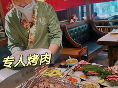 -明洞阿姨·韩式酱蟹烤肉·创意料理(三元桥店)