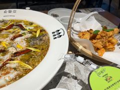 -渔语鱼新川菜Bistro(万象天地店)