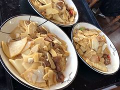 -油田美食农庄