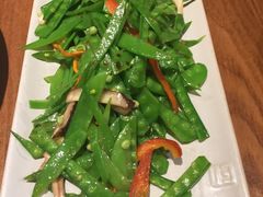 -云海肴·汽锅鸡·云南菜(天山百盛优客店)