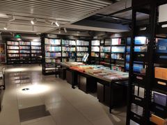 -新华书店(泉城路店)