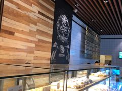 面包甜点陈列柜-野上麦田(中贸广场店)