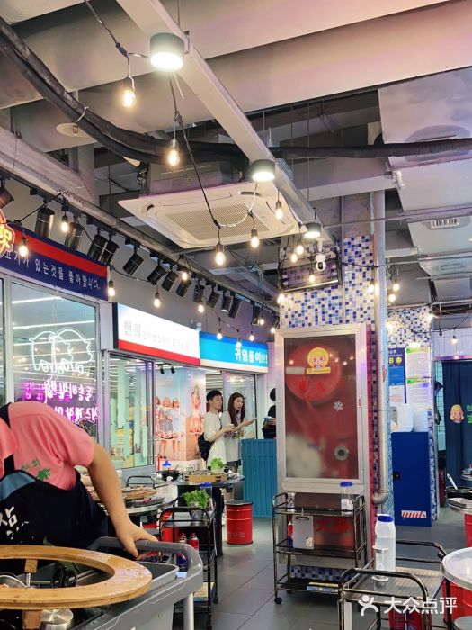 玄希浪漫厨房·韩料烤肉(湖滨银泰in77店)大堂图片