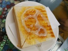 多士-义顺牛奶公司