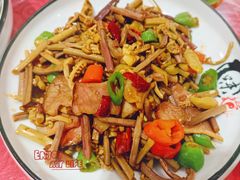 蕨菜腊肉-永利妍农家菜(广八路店)