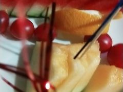 -蓝尊量贩(黄河路店)