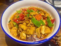 -佬牌火辣辣衢州特色菜(皇冠总店)