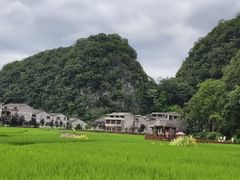 -高荡千年布依古寨旅游景区