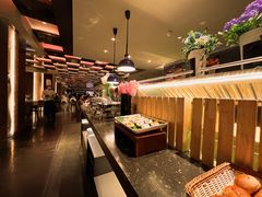 -BLU 全日制餐厅(上海安曼纳卓悦酒店)