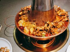 -老佛爷铜炉蛙锅(东门老街店)