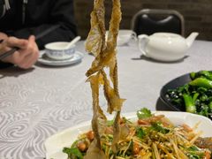 向群脆鱼皮-粤·向群饭店(龙津东路总店)