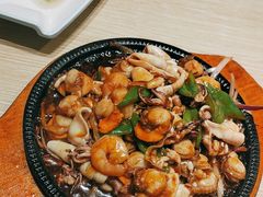 -小船渔村•大连菜•大连焖鱼(黄河路店)