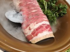 -老牌坊云南鱼豆花火锅(哈西万达店)
