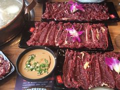 -牛村来人潮汕牛肉火锅(西单店)