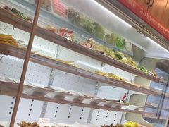 -哈尔滨小酒馆·鲜肉现穿自助烧烤(康新花园店)
