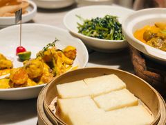 金椰壳奶香虾球-金椰壳· 大厨新加坡菜(壹方城店)