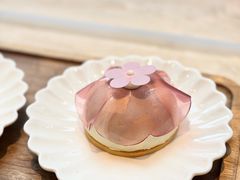 -VERIE BAKEHOUSE