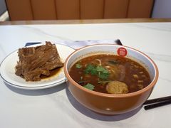 -初晋·山西地道刀削面.晋北莜面香(星耀城店)