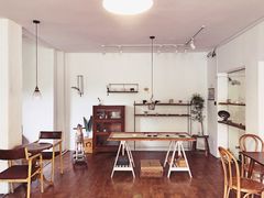 大堂-MAISON门前杂货店
