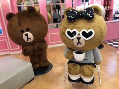 -LINE FRIENDS Garosu-gil Flagship Store