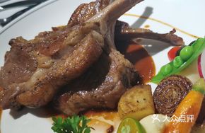 Single-Portion Pan-Seared Lamb Chops