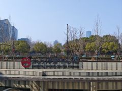 -东方体育中心(地铁站)