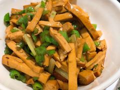 小炒香干-费大厨辣椒炒肉(黄兴中心广场店)