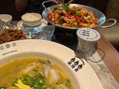 -渔语鱼新川菜Bistro(万象天地店)
