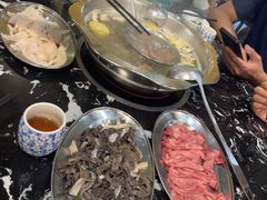 -牛一煲美食(江高店)