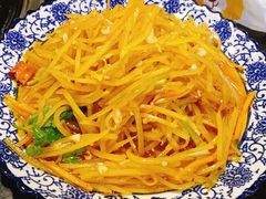 呛拌土豆丝-牛味道炭火烤肉(湖前总店)