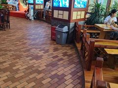 -桥香园过桥米线(国贸店)